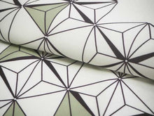 画像をギャラリービューアに読み込む, コーディネート済 袷着物4点セット(着物・名古屋帯・帯揚げ・帯締め) 自宅で洗濯OK フリーサイズ オフホワイト地麻の葉柄きもの 黒地幾何学柄帯 コーディネートが不安な方に