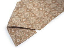 画像をギャラリービューアに読み込む, コーディネート済 袷着物4点セット(着物・名古屋帯・帯揚げ・帯締め) 自宅で洗濯OK L 黄緑地疋田鹿の子柄きもの ベージュ地菊帯 コーディネートが不安な方に