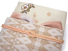 画像をギャラリービューアに読み込む, コーディネート済 袷着物4点セット(着物・名古屋帯・帯揚げ・帯締め) 自宅で洗濯OK L クリーム地花唐草柄きもの チャコールグレー地オリエンタル柄帯 コーディネートが不安な方に