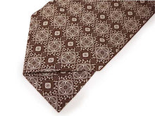 画像をギャラリービューアに読み込む, コーディネート済 袷着物4点セット(着物・名古屋帯・帯揚げ・帯締め) 自宅で洗濯OK M 藍色地幾何学柄きもの 茶色地牡丹帯 コーディネートが不安な方に