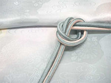 画像をギャラリービューアに読み込む, コーディネート済 袷着物4点セット(着物・名古屋帯・帯揚げ・帯締め) 自宅で洗濯OK L クリーム地縞萩柄きもの 濃紺地花柄帯 コーディネートが不安な方に