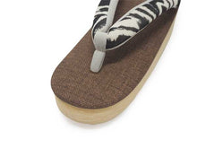 画像をギャラリービューアに読み込む, カレンブロッソ 草履 単品 Mサイズ 茶地 台 グレー地 ゼブラ 鼻緒 レディース 軽い!歩きやすい!オシャレと人気のカフェ草履 安心の日本製