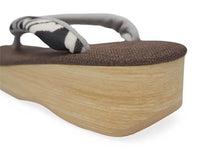 画像をギャラリービューアに読み込む, カレンブロッソ 草履 単品 Mサイズ 茶地 台 グレー地 ゼブラ 鼻緒 レディース 軽い!歩きやすい!オシャレと人気のカフェ草履 安心の日本製