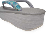 画像をギャラリービューアに読み込む, カレンブロッソ 草履 単品 Mサイズ グレー地 台 青緑 チェック 格子 鼻緒 レディース 軽い!歩きやすい!オシャレと人気のカフェ草履 安心の日本製