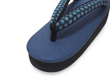 画像をギャラリービューアに読み込む, カレンブロッソ 草履 単品 Mサイズ 青地 台 黒地 青花 鼻緒 レディース 軽い!歩きやすい!オシャレと人気のカフェ草履 安心の日本製