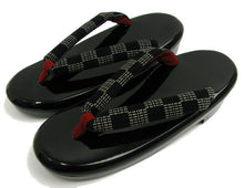 画像をギャラリービューアに読み込む, 草履 ウレタン フリーサイズ 印伝調 黒土台 市松 疲れない ウレタン 草履 女性 レディース 和装 和服 着物 ぞうり 履物 日本製 sw