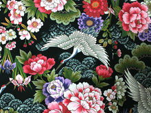 画像をギャラリービューアに読み込む, はんてん レディース 半纏 リバーシブル 黒 ピンク 鶴 花 麻の葉 フリーサイズ リバーシブル 軽くて暖かい 部屋着やお散歩に 防寒・節電に
