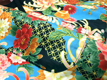 画像をギャラリービューアに読み込む, はんてん レディース 半纏 リバーシブル 黒 赤茶 七宝 乱菊 木の実 フリーサイズ リバーシブル 軽くて暖かい 部屋着やお散歩に 防寒・節電に
