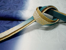 画像をギャラリービューアに読み込む, 正絹 帯揚げ帯締めセット フォーマル向き帯揚げ (青×水色暈し 幾何学地紋) 平組 帯〆 (渋青) 和装小物 レディース

