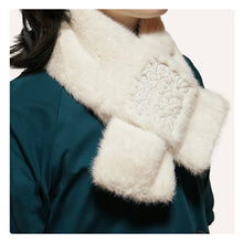 画像をギャラリービューアに読み込む, エコファー刺繍ティペット 全3色 アイボリー グレー モカ 着脱簡単なフェイクファーのマフラー 刺繍入りで首元を華やかに 洗えるポリエステル

