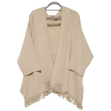 画像をギャラリービューアに読み込む, フリンジショールカーディガン ベージュ YOUTOWA 着こなし2way！ショール風に道行風に、サッと羽織れる薄手ニットカーディガン
