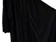 画像をギャラリービューアに読み込む, カーディガン 和装コート チャコール 道中着風で着物に合うお洒落なカシュクールカーディガン  肌寒い日や冷房対策に
