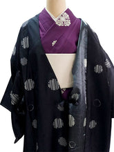 画像をギャラリービューアに読み込む, 雨コート 一部式 道中着衿 濃藍 雪輪 Lサイズ すぐに着られるお仕立て上がり 持ち運びに便利なポーチ付き 洗えるポリエステル
