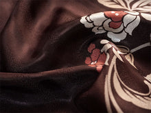 画像をギャラリービューアに読み込む, 雨コート 一部式 道中着衿 ブラウン 牡丹 花 Sサイズ すぐに着られるお仕立て上がり 洗えるポリエステル
