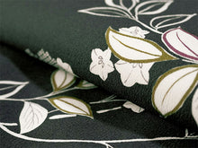画像をギャラリービューアに読み込む, 洗える着物 袷 小紋 Lサイズ 仕立て上がり テイジン素材 単品 グリーン 木蓮 レディース 品よい縮緬地のお洒落な小紋
