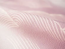 画像をギャラリービューアに読み込む, 洗える着物 袷 小紋 Lサイズ 仕立て上がり テイジン素材 単品 ピンク 波 ぼかし レディース 品よい縮緬地のお洒落な小紋
