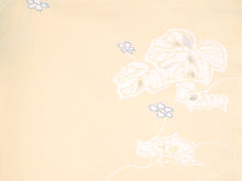 画像をギャラリービューアに読み込む, 洗える着物 袷 小紋 Lサイズ 仕立て上がり テイジン素材 単品 薄黄 ツタ レディース 品よい縮緬地のお洒落な小紋
