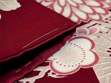 画像をギャラリービューアに読み込む, 洗える着物 袷 小紋 Lサイズ 仕立て上がり 単品 ワインレッド 菊 レディース 品よい縮緬地のお洒落な小紋
