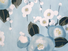 画像をギャラリービューアに読み込む, 洗える着物 袷 小紋 Lサイズ 仕立て上がり 単品 ブルー 椿 レディース 品よい縮緬地のお洒落な小紋
