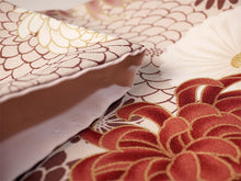 画像をギャラリービューアに読み込む, 洗える着物 袷 小紋 Lサイズ 仕立て上がり 単品 ベージュ 菊 レディース 品よい縮緬地のお洒落な小紋
