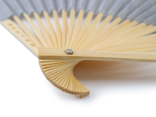 【即決送料無料】新品 近江八幡 西川庄六商店製 月 ジャパンギャルド扇子（扇子袋付） 扇子 扇子袋 2点セット 西川庄六商店 マルチカラー イエロー